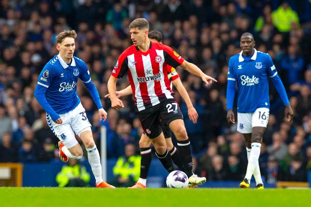 因出色表现 因出色表现