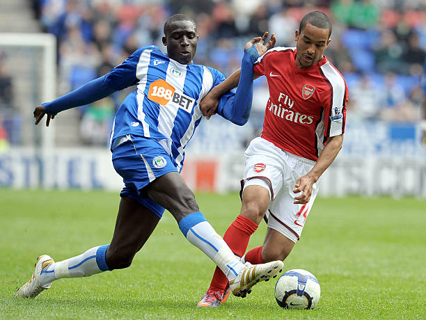 尤其是在他 尤其是在他