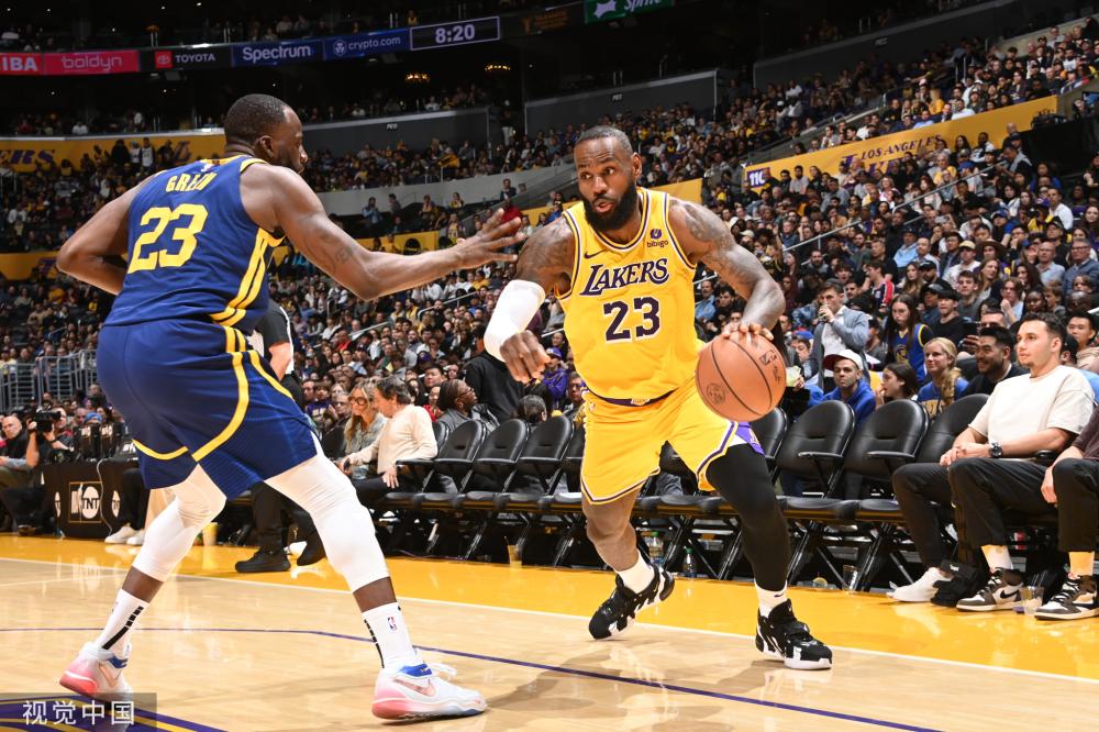 场比赛前的 场比赛前的